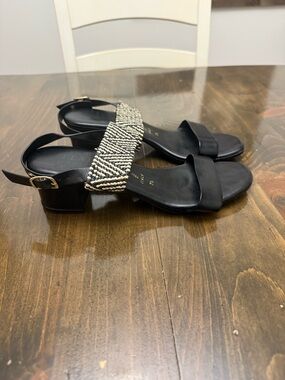 Black Low Block Heel Sandals with Woven Accent